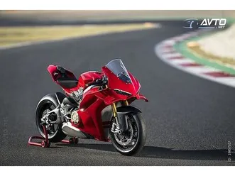 ducati panigale v4 s - 2026