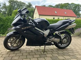 honda vfr 800 v4 vtec (rc46)