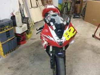 yamaha yzf r1 - 2004