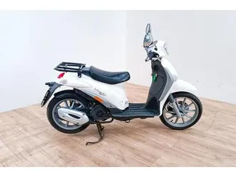 vendo-piaggio-liberty-125-delivery-cbs-2019-20-usata-a-rozzano-codice-9575002-moto