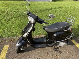 vespa-piaggio-lxs-125-3vie