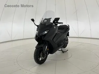 vendo-yamaha-t-max-530-2017-19-usata-a-venezia-codice-9578230-moto-it