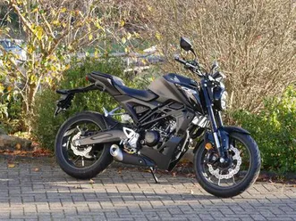 honda-cb-125-r-neufahrzeug