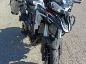 benelli-trk-702-2023-700-cm3-moto-trail-18-800-km-noir-74600-seynod