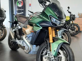 moto guzzi v100 mandello