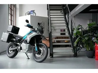 cfmoto 800 mt-x | aktion | schwarz oder blau |