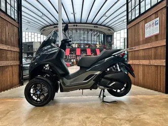 piaggio-mp3-310-e5-2025-grau-blau-sofort