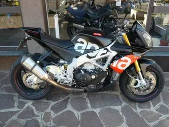 vendo-aprilia-tuono-v4-r-aprc-abs-2013-15-usata-a-brembate-di-sopra-codice-9586416