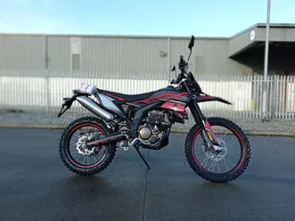 fb-mondial-smx-125-enduro-125-cc-greenlaning-bike-delivery-finance-uk-ire