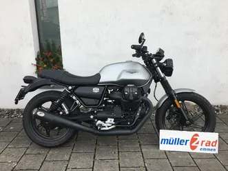 moto-guzzi-v7-stone