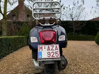 vespa-gts-super-125