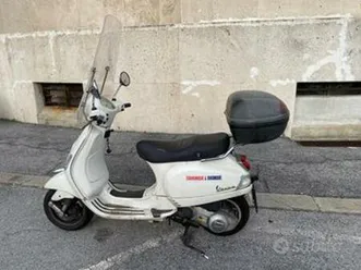 piaggio-vespa-125-lx-2012