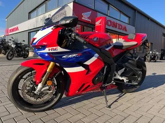 honda-cbr1000rr-r-fireblade-sp