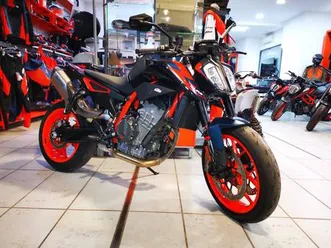 vendo-ktm-890-duke-r-2022-23-usata-a-pescara-codice-9596632-moto-it