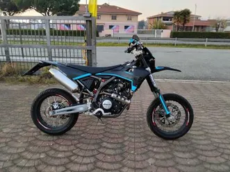 vendo-fantic-motor-xmf-125-motard-performance-4t-2021-22-usata-a-alice-castello-codic