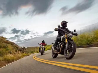 2024-triumph-scrambler-400-x-carnival-red-phantom-black