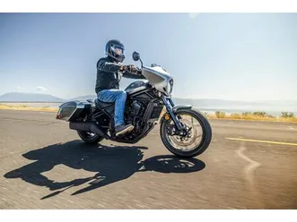 moto neuve: honda cmx1100t rebel