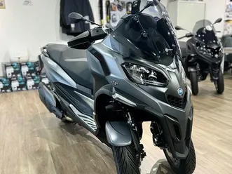 scooter piaggio mp3 530 hpe exc 2026 e5+