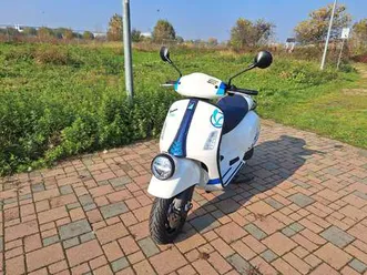 vespa-gtv-300-vespa-140th-of-piaggio-2024-bianco