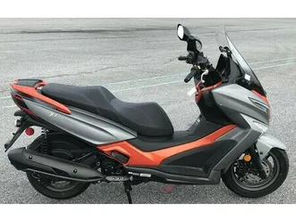 2023-kymco-300i