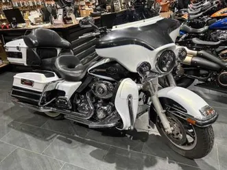 vendo-harley-davidson-1584-electra-glide-ultra-classic-2008-13-flhtcu-usata-a-roma