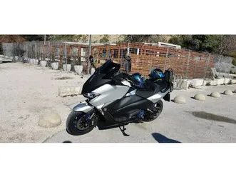 yamaha-tmax-530-cm3-2017-god