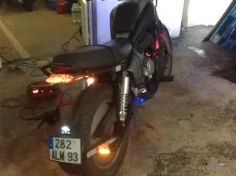 aprilia-125-cc-red-rose