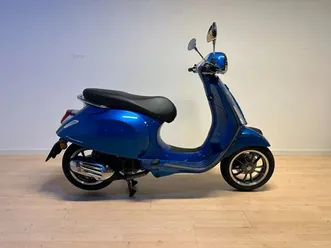 vespa primavera 50 s • 2021