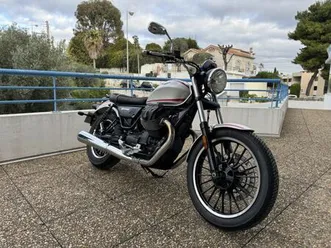 moto-guzzi-v9-roamer-2016-850-cm3-moto-custom-8-700-km-blanc-06700-st-laurent-du-v