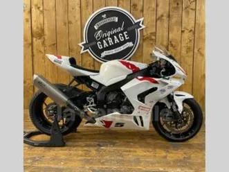 1000 rr fire blade