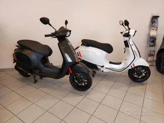 piaggio vespa 150 sprint sconto + bauletto omaggio