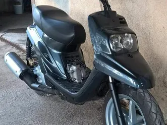 yamaha-bw's-moteur-250-majesty