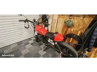 moto yamaha 125 refaite année modele 2006