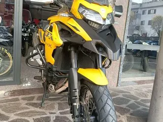 vendo-benelli-trk-502x-2021-25-usata-a-roma-codice-9578838-moto-it