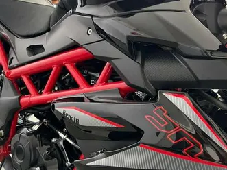 vendo-benelli-bn-125-2021-25-usata-a-castellammare-di-stabia-codice-9549704-moto-i