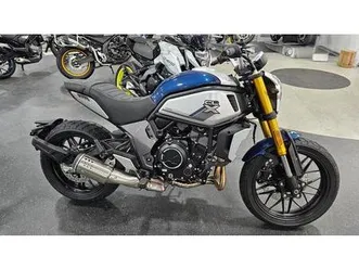 vendo cfmoto 700cl-x heritage (2021 - 25) nuova a figline valdarno (codice 9398966) - moto.it