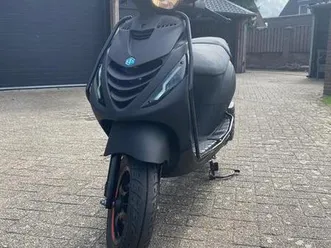 zip-50cc-2021-4takt-scooters-piaggio-marktplaats