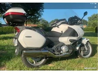 honda-deauville-700-abs