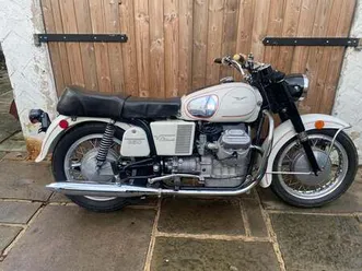 moto-guzzi-eldorado-850