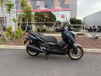 yamaha x-max 300 tech max abs