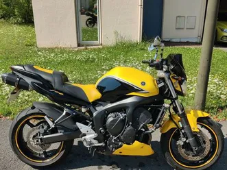 fz6 s2 2010 très bon état