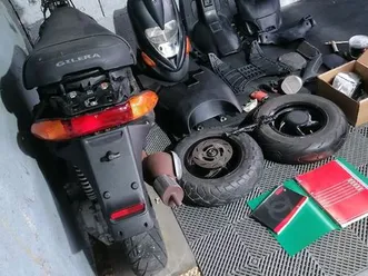 gilera-stalker-a-controle-entierement-et-remonte-sortie-de-grange