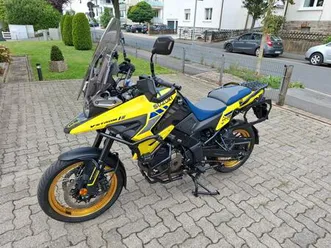 suzuki v-strom 1050xt - sehr viel touringzubehör