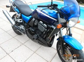 kawasaki-1100-zrx