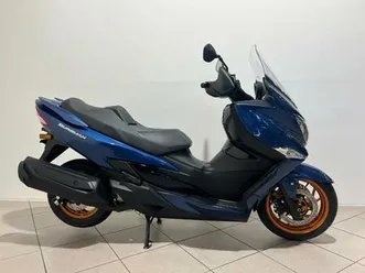 suzuki burgman 400