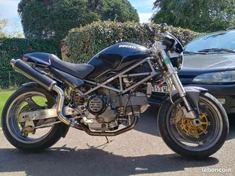 ducati-900-monster-ies-2000