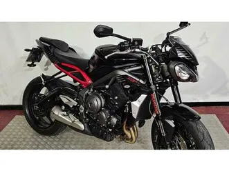 vendo triumph street triple 765 r (2023 - 25) usata a rosta (codice 9591083) - moto.it
