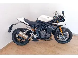 vendo-triumph-speed-triple-1200-rr-2022-25-usata-a-rozzano-codice-9601793-moto-it
