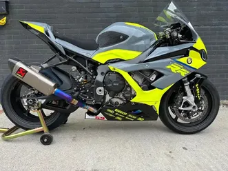 2021-bmw-s1000rr-race-bike