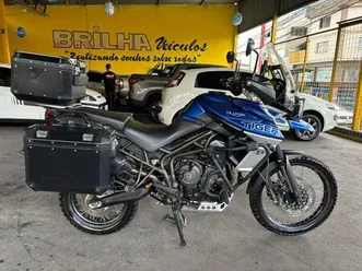 triumph-tiger-800
